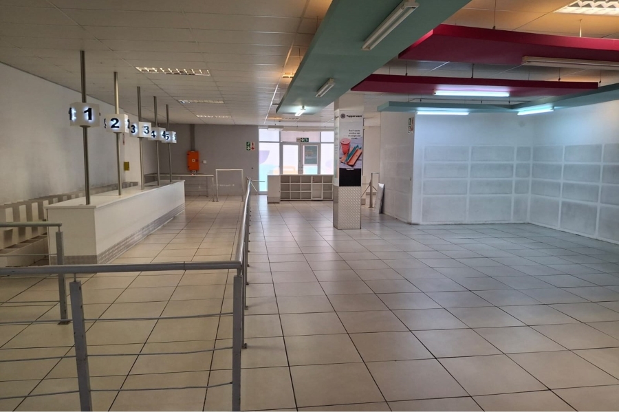 To Let commercial Property for Rent in Korsten Eastern Cape